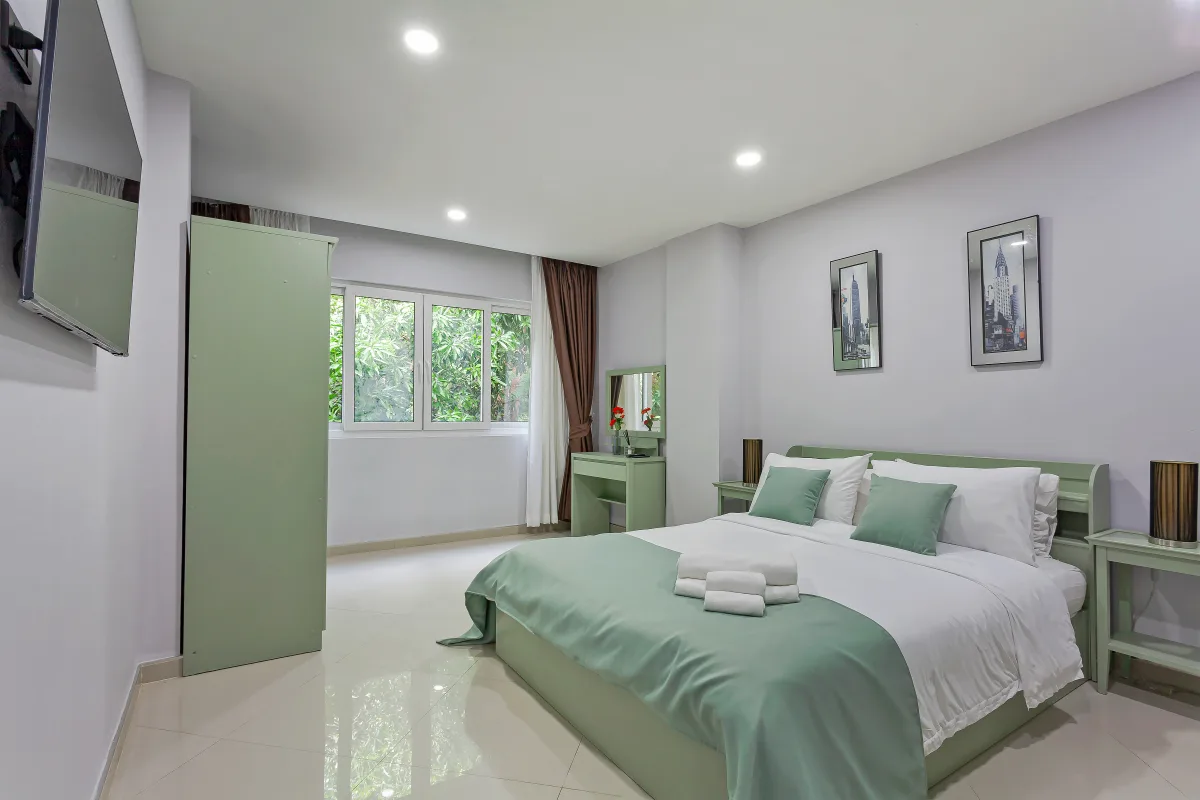 Back garden apartment interior