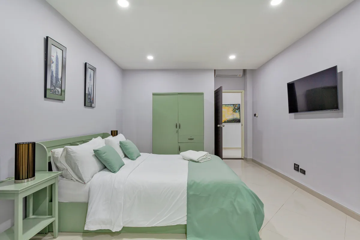 Back garden apartment interior