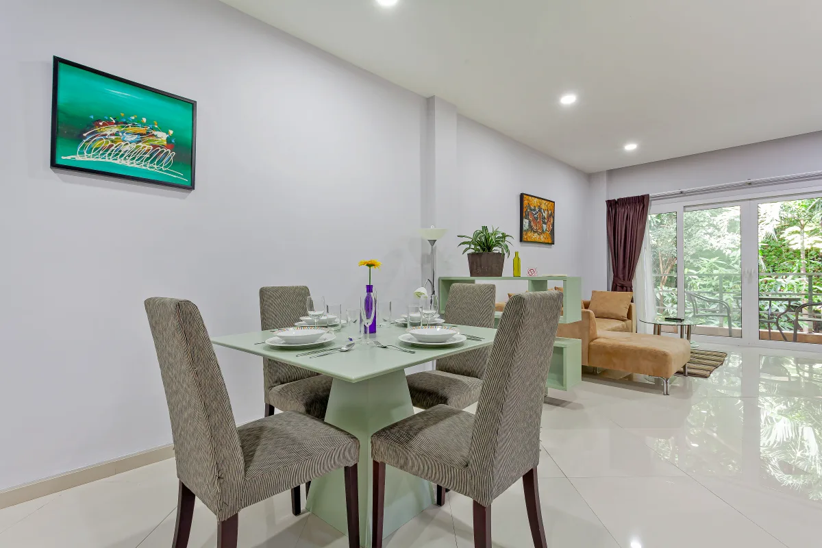 Back garden apartment interior